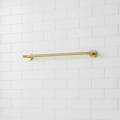 Elegant håndklædeholder i sort mat messing til badeværelset