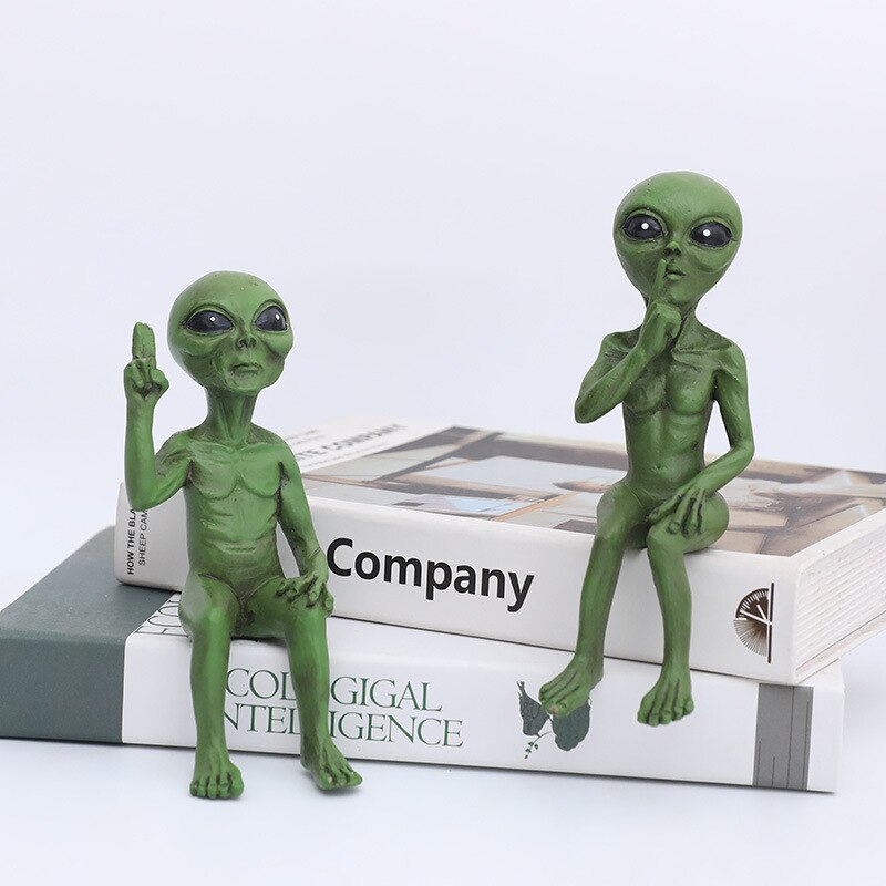 Skør Alienfigur i Resin til Have og Udendørsområder