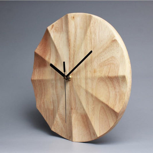 Elegant Väggklocka i Bambu - Stilren Design & Ljudlöst Urverk