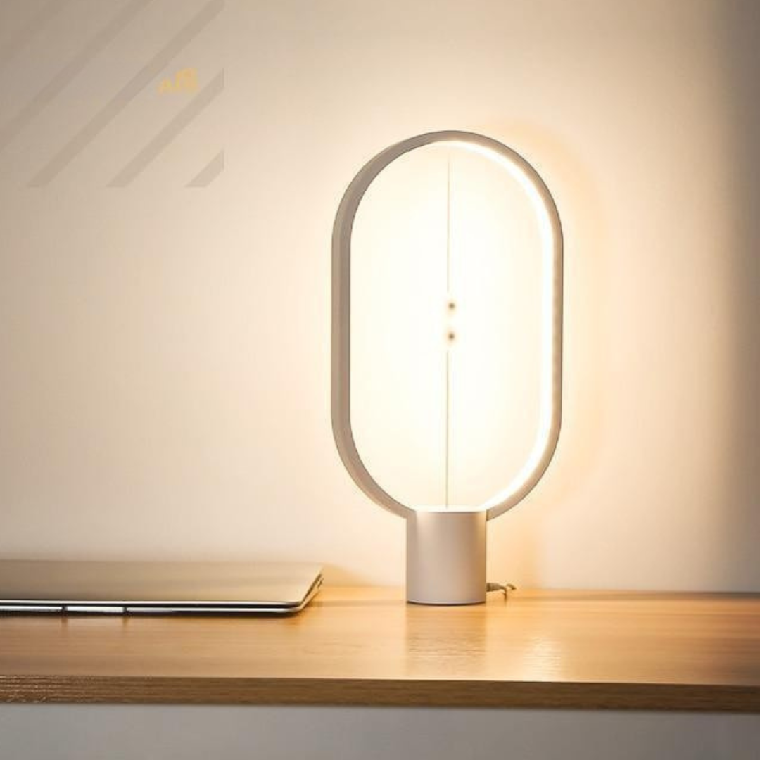 Stilren bordslampa i trä med magnetisk av/på-funktion