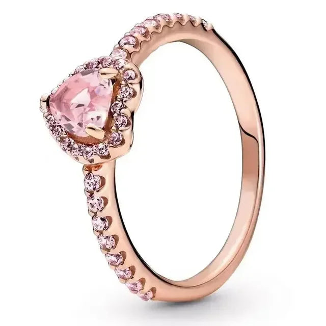 Förlovningsring med hjärtformad diamant – kärlekssymbol