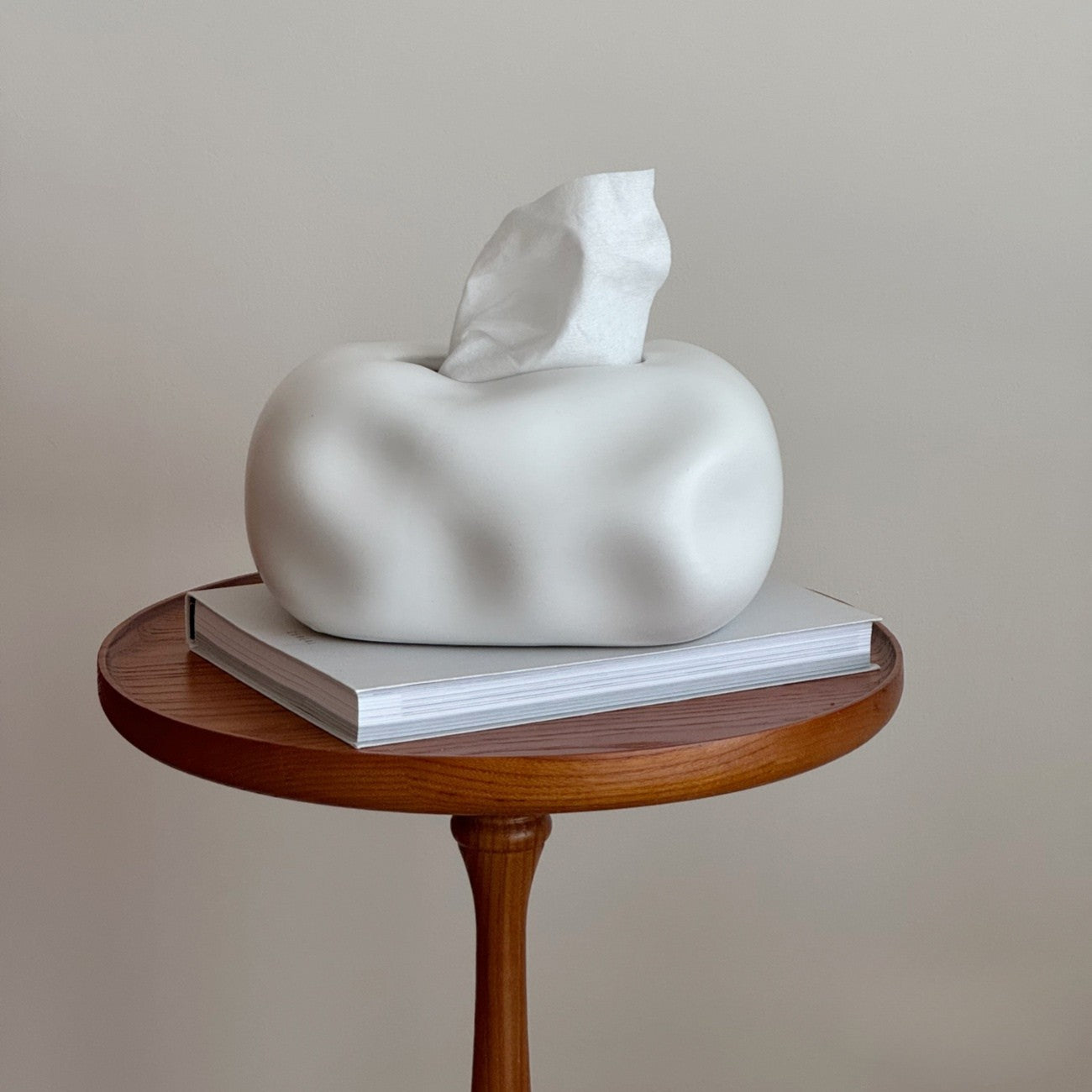 Elegante Kleenex-boks i keramikformet sky-design