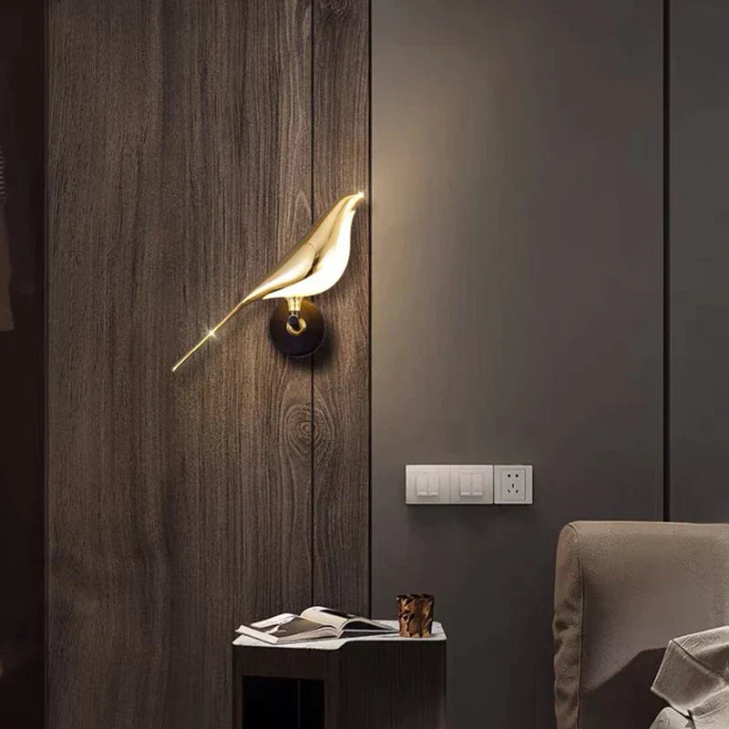 Moderne Væglampe med Justerbar LED i Fugleform