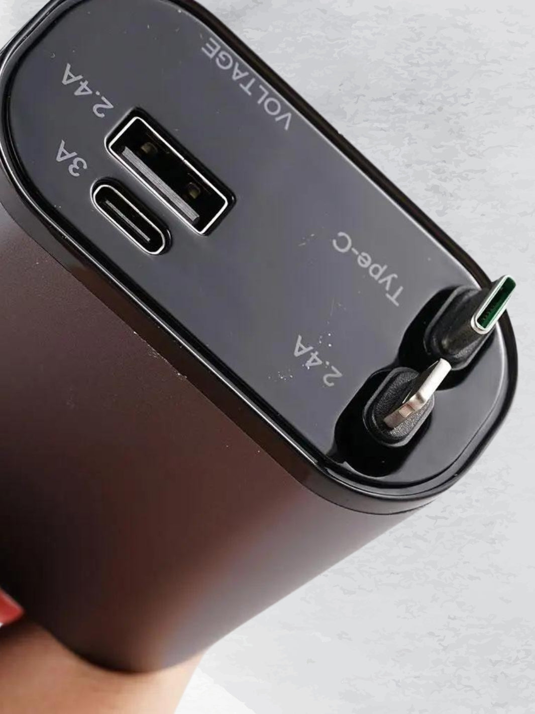 Fleksibel 4-Port Biloplader med Hurtigopladning