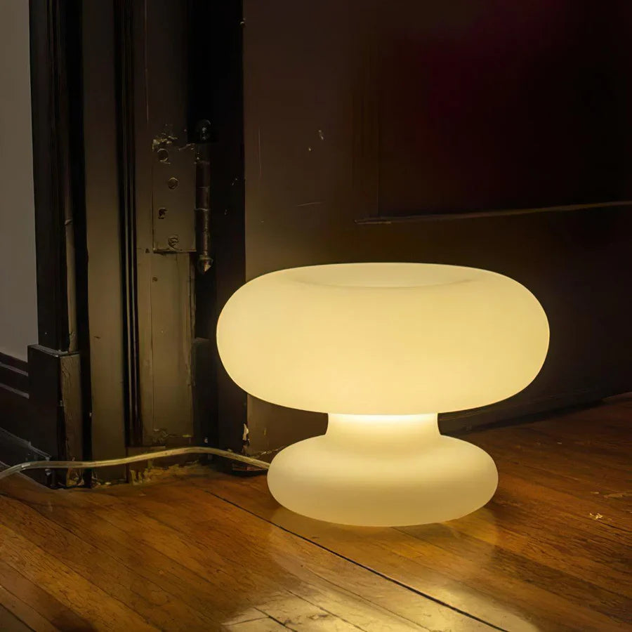 Bordslampa i matt glas med mysbelysning