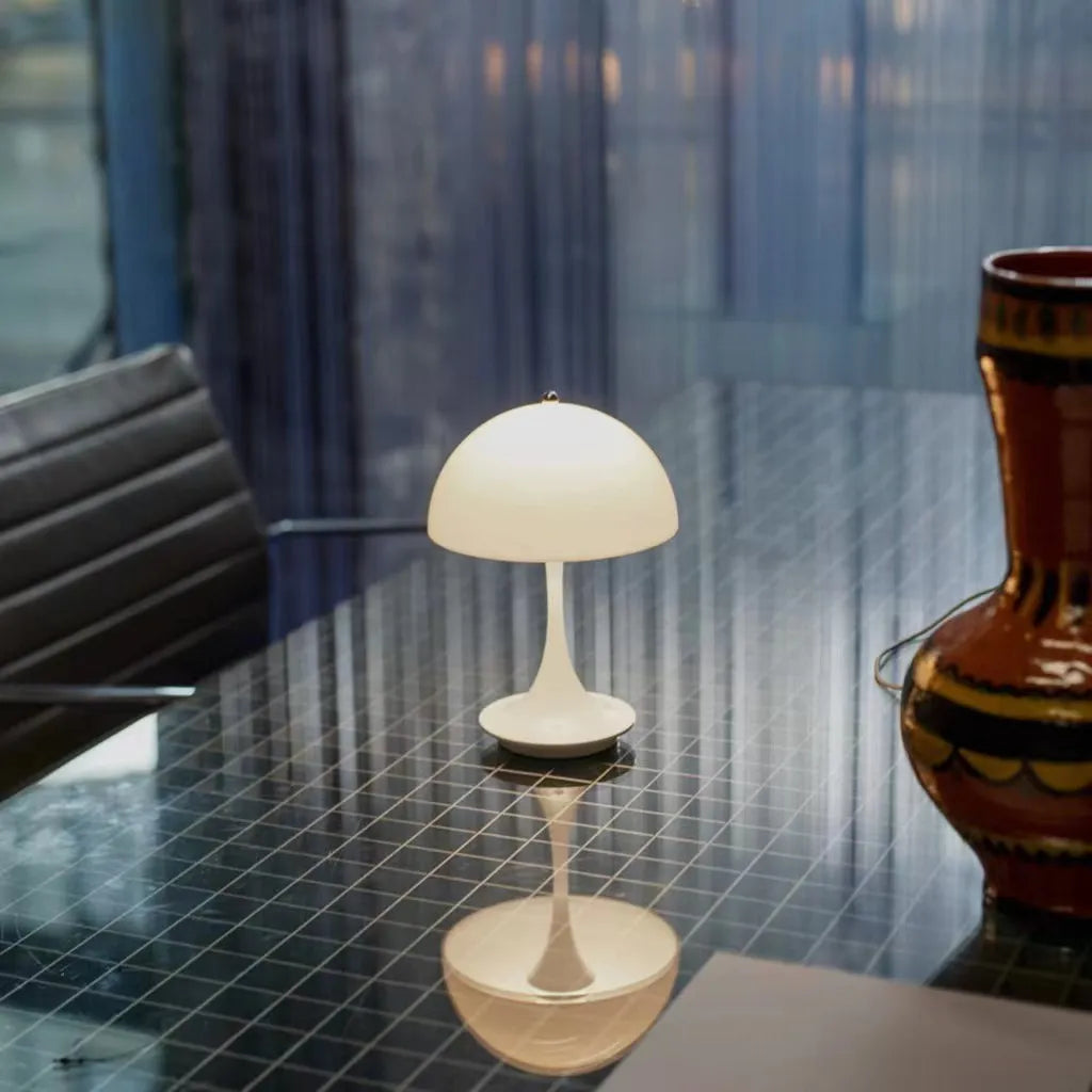 Trådløs Bordlampe med Genopladeligt Batteri – Stilfuldt Design