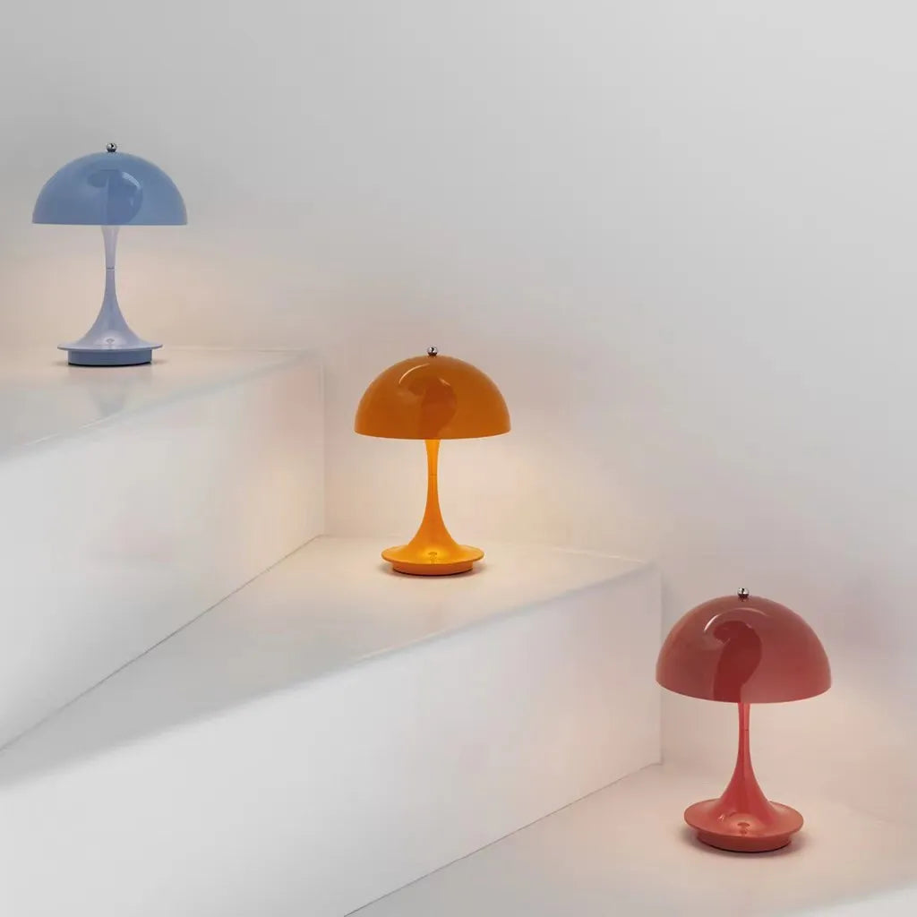 Opladelig Bordlampe med LED i Moderne Design