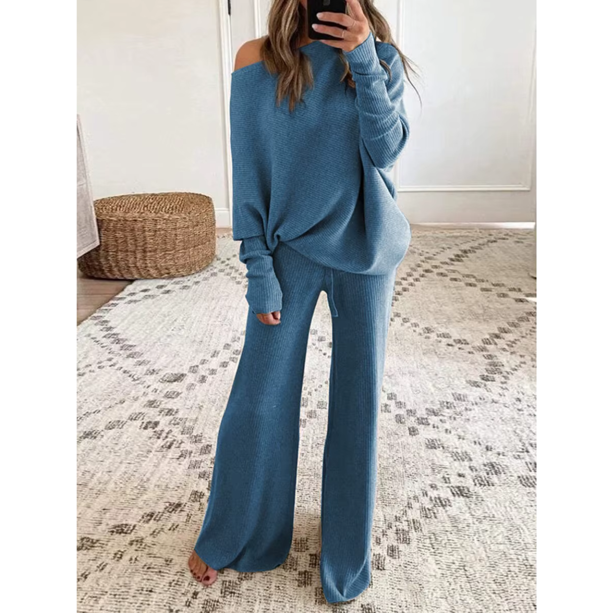 Elegant och bekvämt set med sweatshirt och byxor