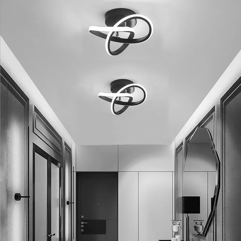 Moderne LED Loftslampe i Sort Metal - Energibesparende Design