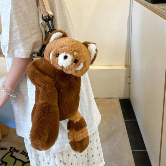 Fluffig axelväska i nallebjörnsdesign
