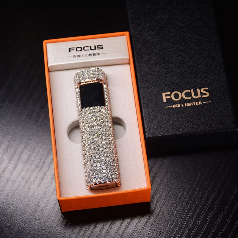 Elegant og Chic Genopladelig Lighter med Strass