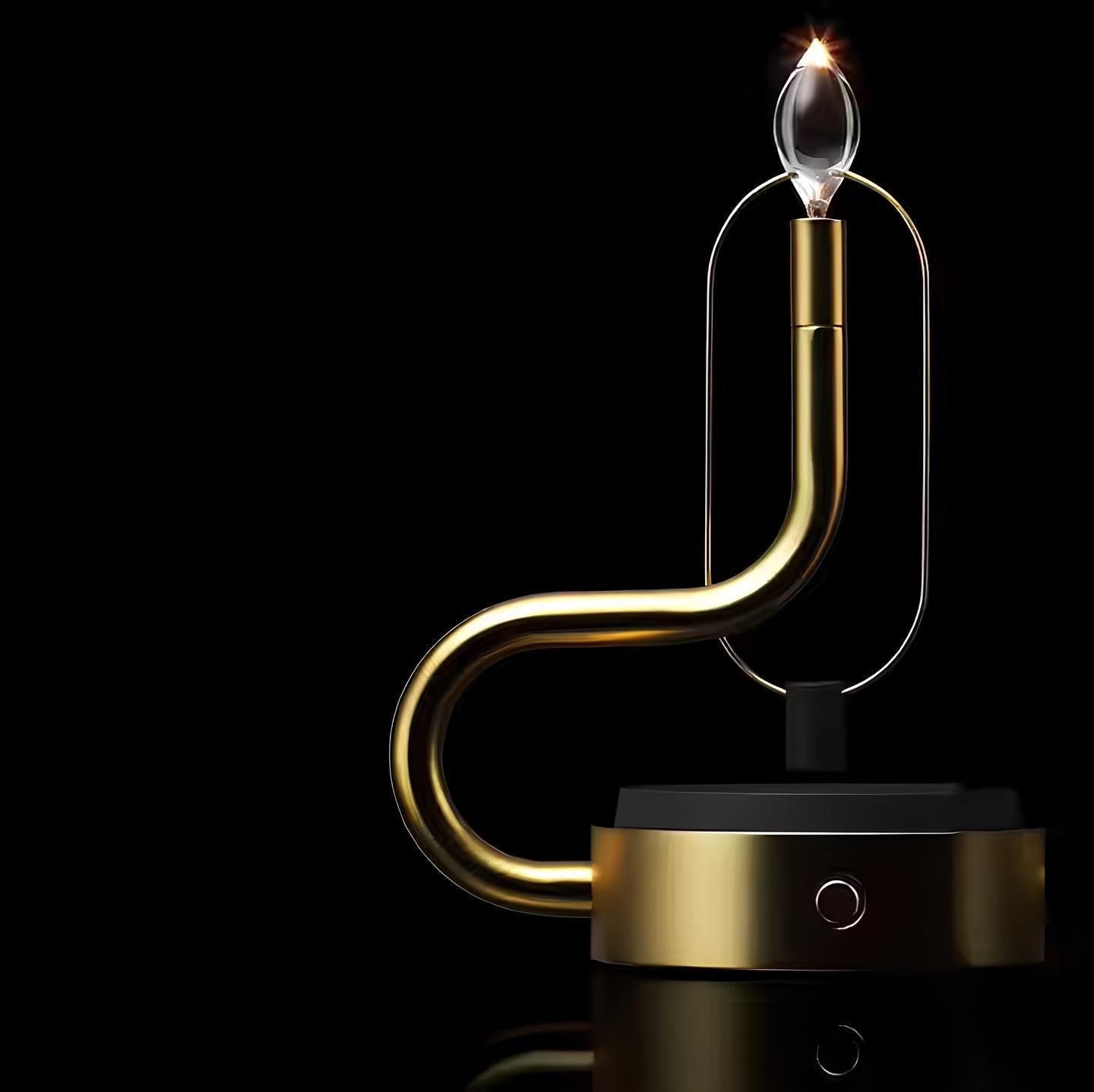Elegant LED-bordslampa med glaskupol och uppladdningsbart ljus