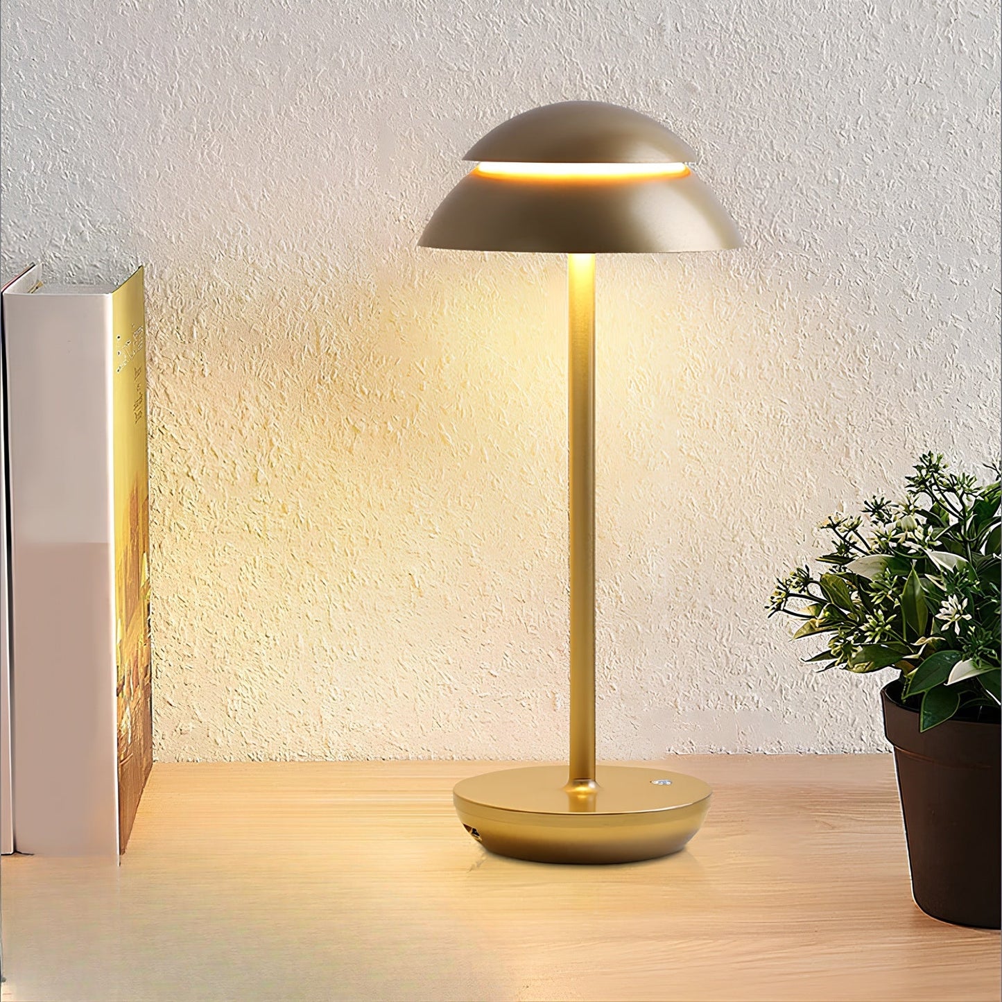 Stilren Trådlös Bordslampa i Metall med Justerbar Ljusstyrka