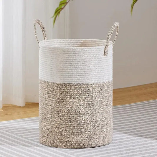 Stor flätad tvättkorg med snygg design och hållbarhet