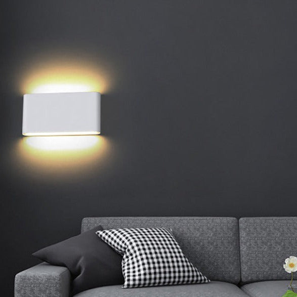 Elegant Utomhus LED Vägglampa - Vattentät & Energisnål