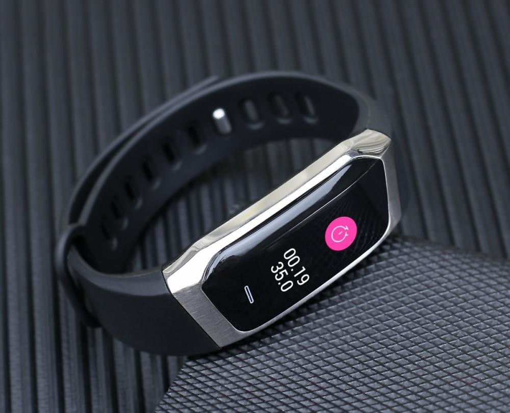 Vandafvisende Fitband Smartwatch med blodtryks- og pulsmonitor