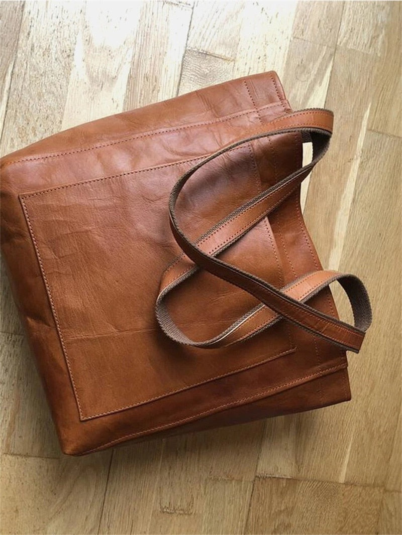 Snygg läderväska | Den perfekta accessoaren för den moderna kvinnan
