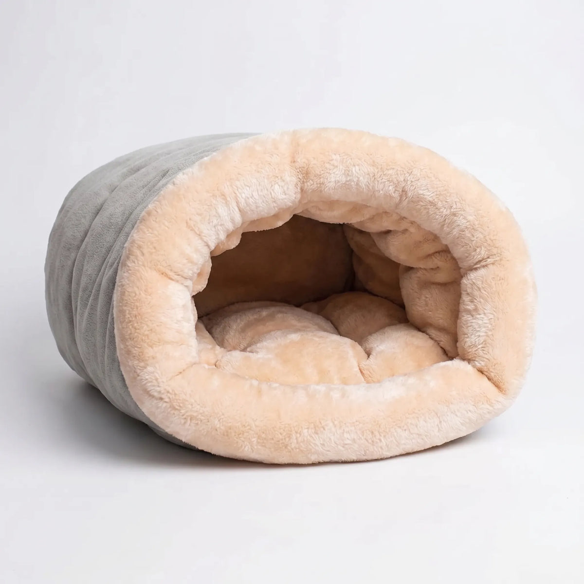 Halvåbent kattebed - Komfortabelt og stilrent design