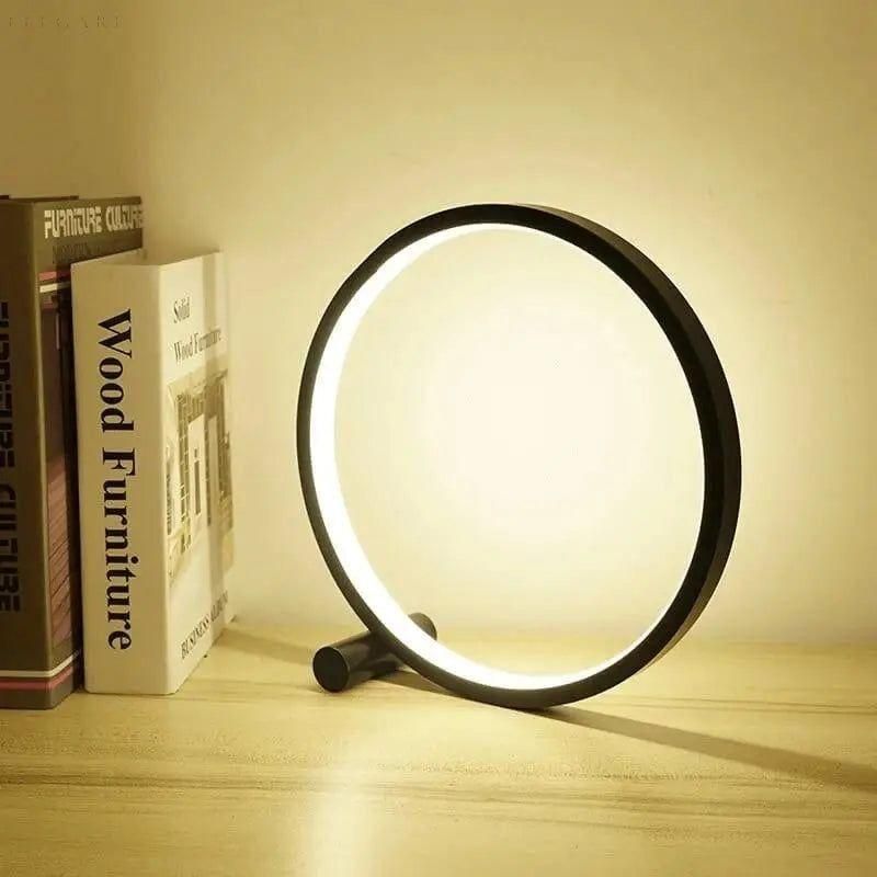Minimalistisk LED-bordslampa med touchkontroll och stil