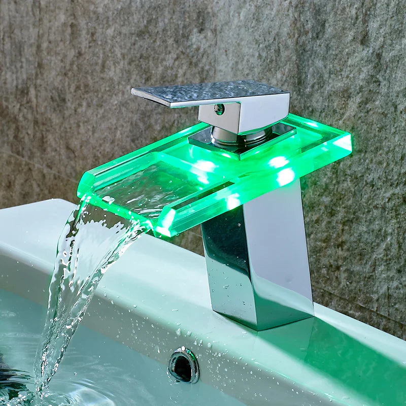 LED Mässing Vattenfall Modern Kran