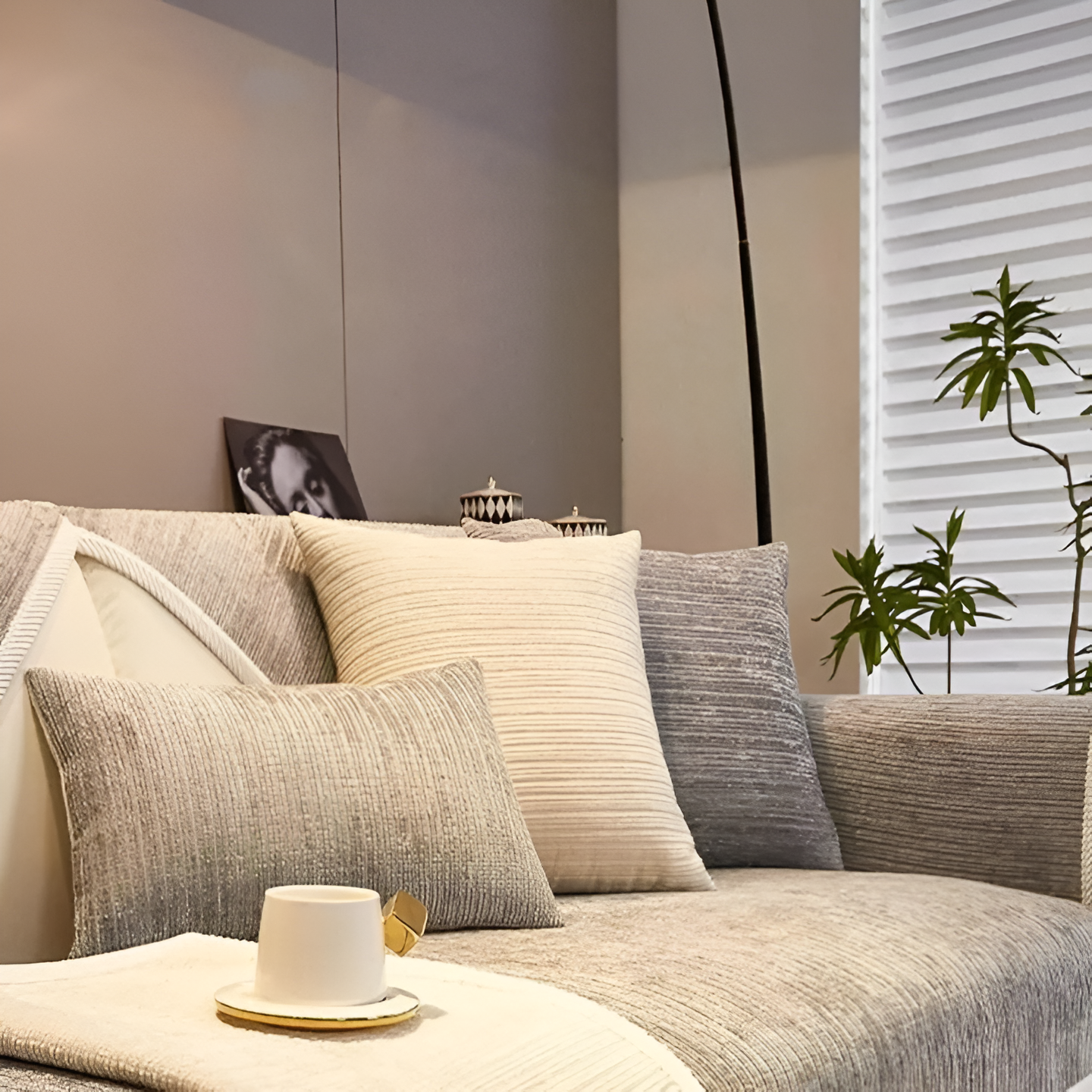 Elegant Chenille Sofaovertræk – Beskytter mod kæledyrshår
