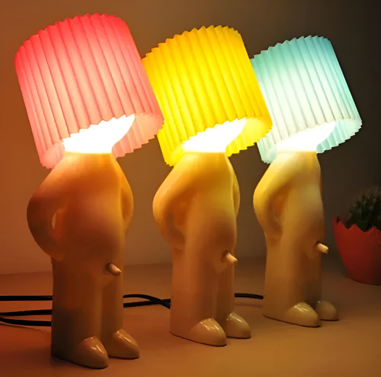 Kreativ LED Bordlampe med Hygge & Stil til Hjemmet