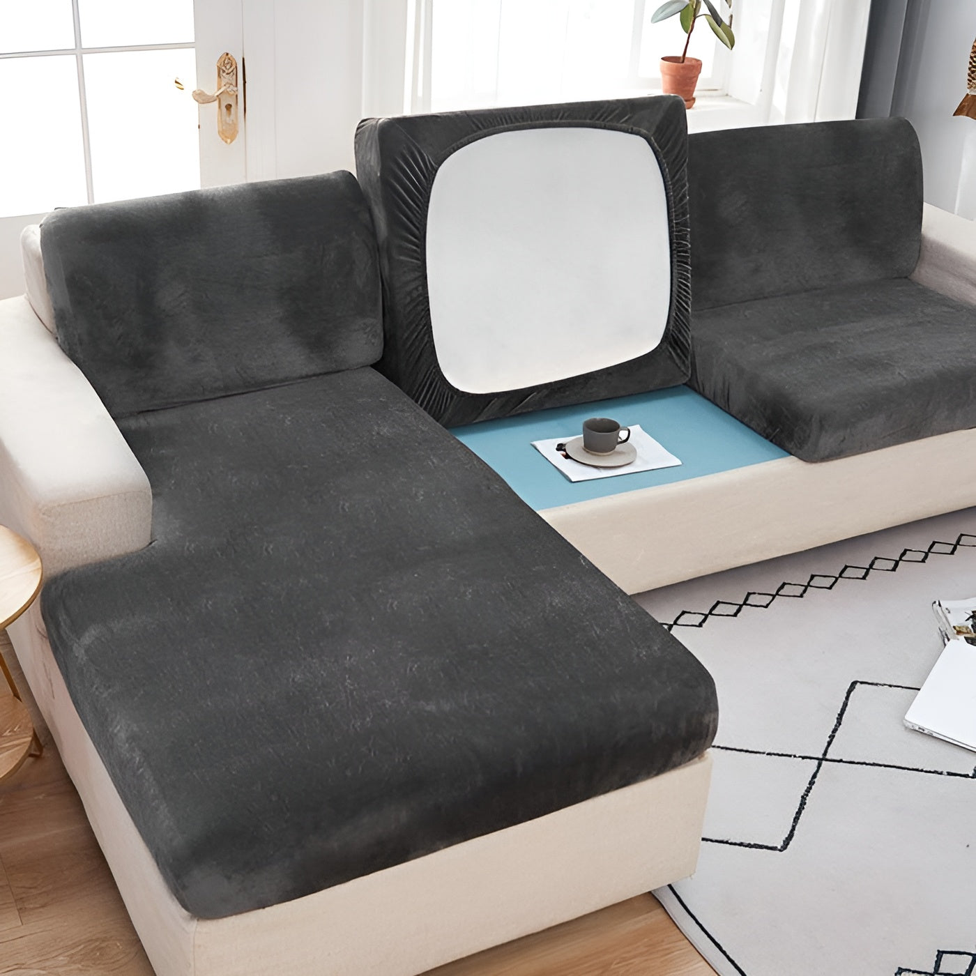 Elegant Sofaovertræk i Strækstof – Beskytter og Fornyer Dit Hjem