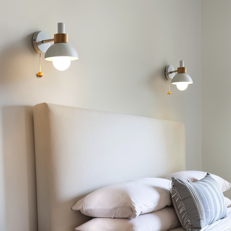 Inbjudande vägglampa i pastell – trä & järn med enkel styrning