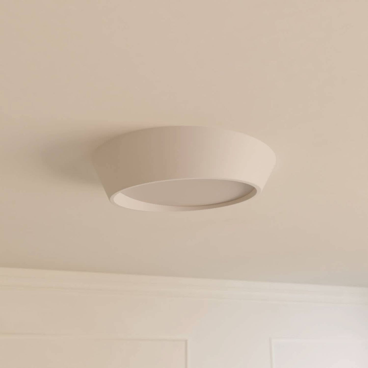 Moderne Loftlampe i Hvid - Stilfuld og Energibesparende