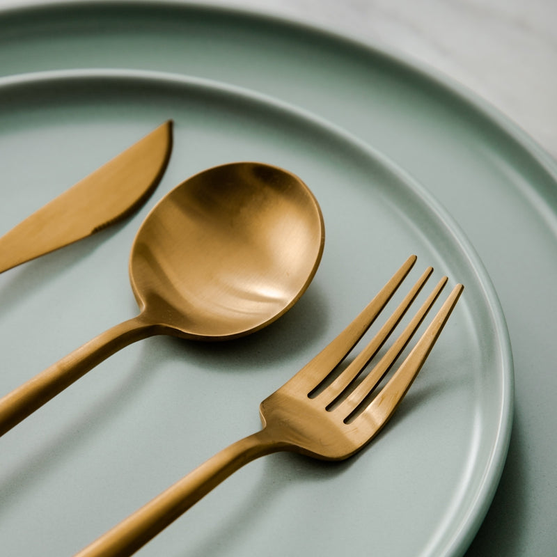 Elegant bestickset i rostfritt stål – Gulddesign | 24 eller 48 delar