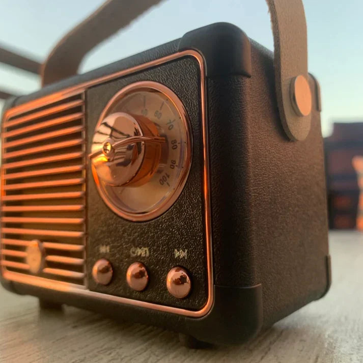 RetroSound Bluetooth Højttaler | Elegant og kraftfuld lyd i kompakt design