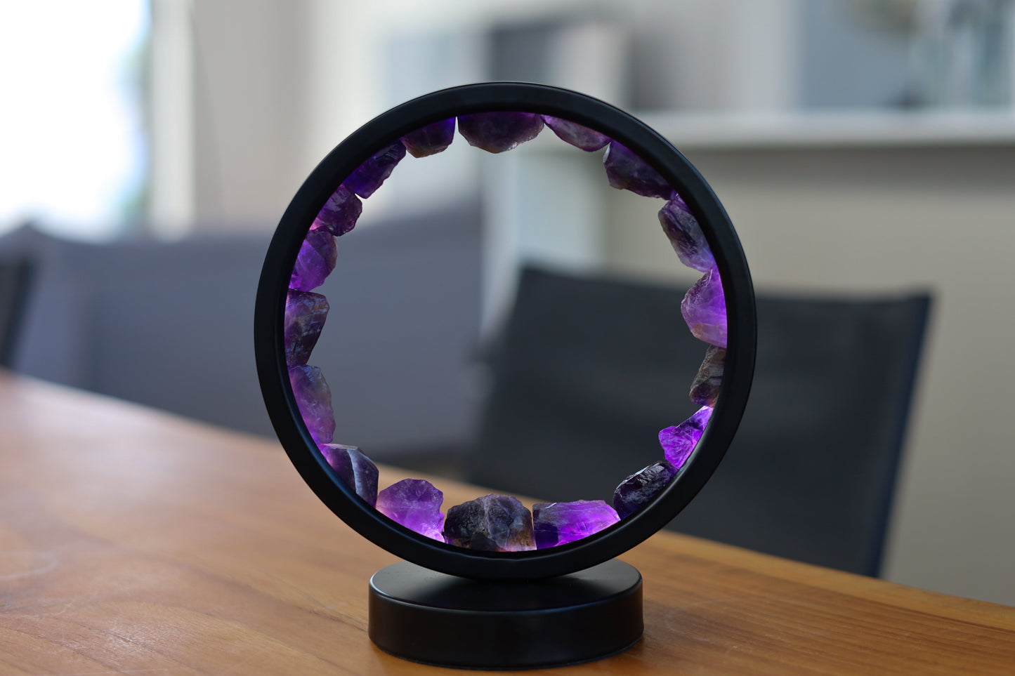 Amethystlampe til spirituel ro med beroligende lys