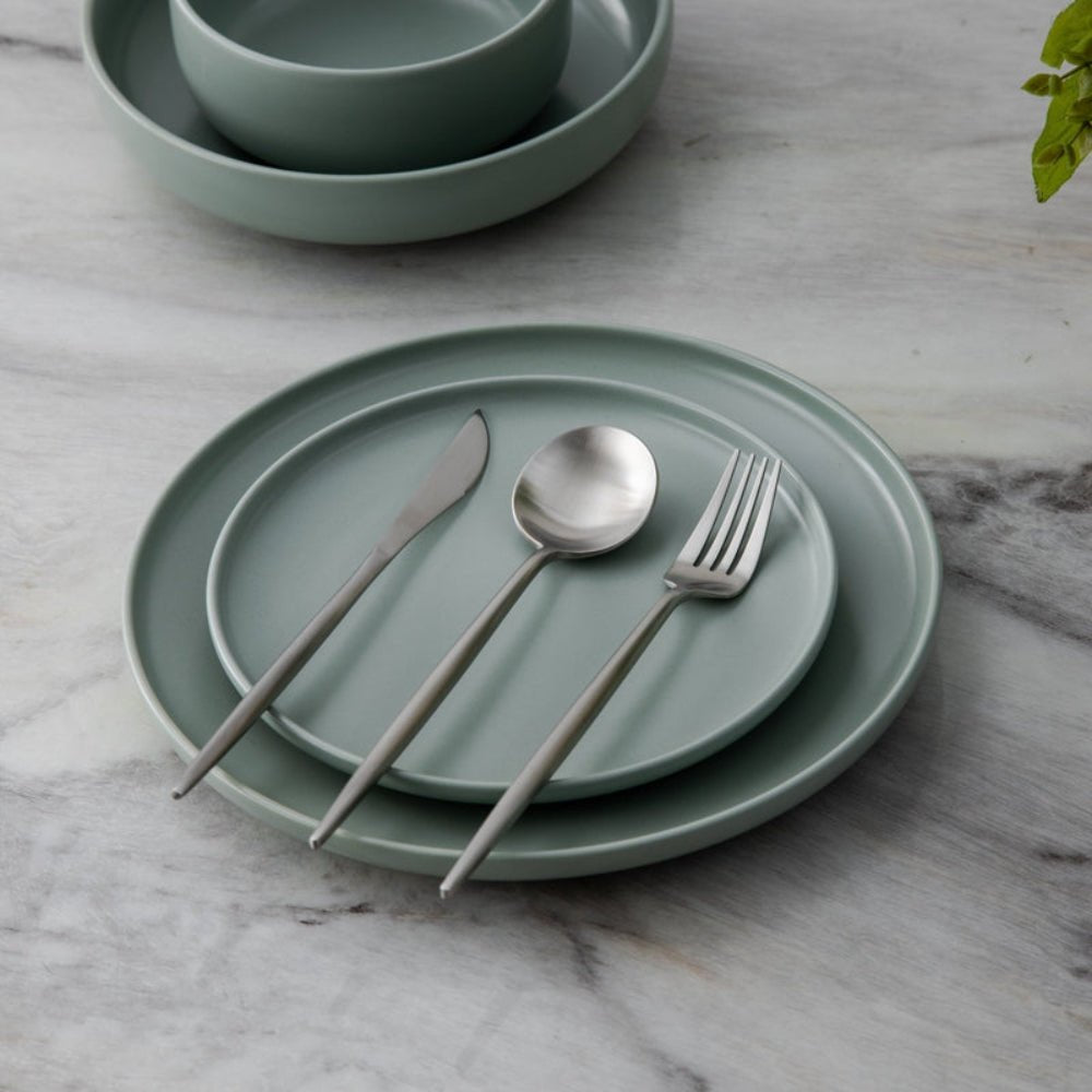 Modernt bestickset i rostfritt stål - Elegant och hållbart