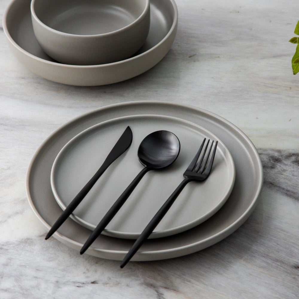 Modernt bestickset i rostfritt stål - Elegant och hållbart