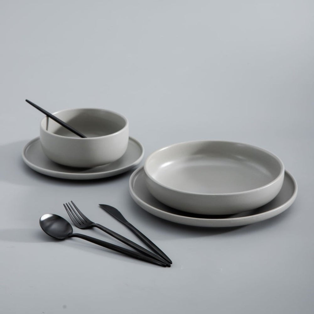 Modernt bestickset i rostfritt stål - Elegant och hållbart