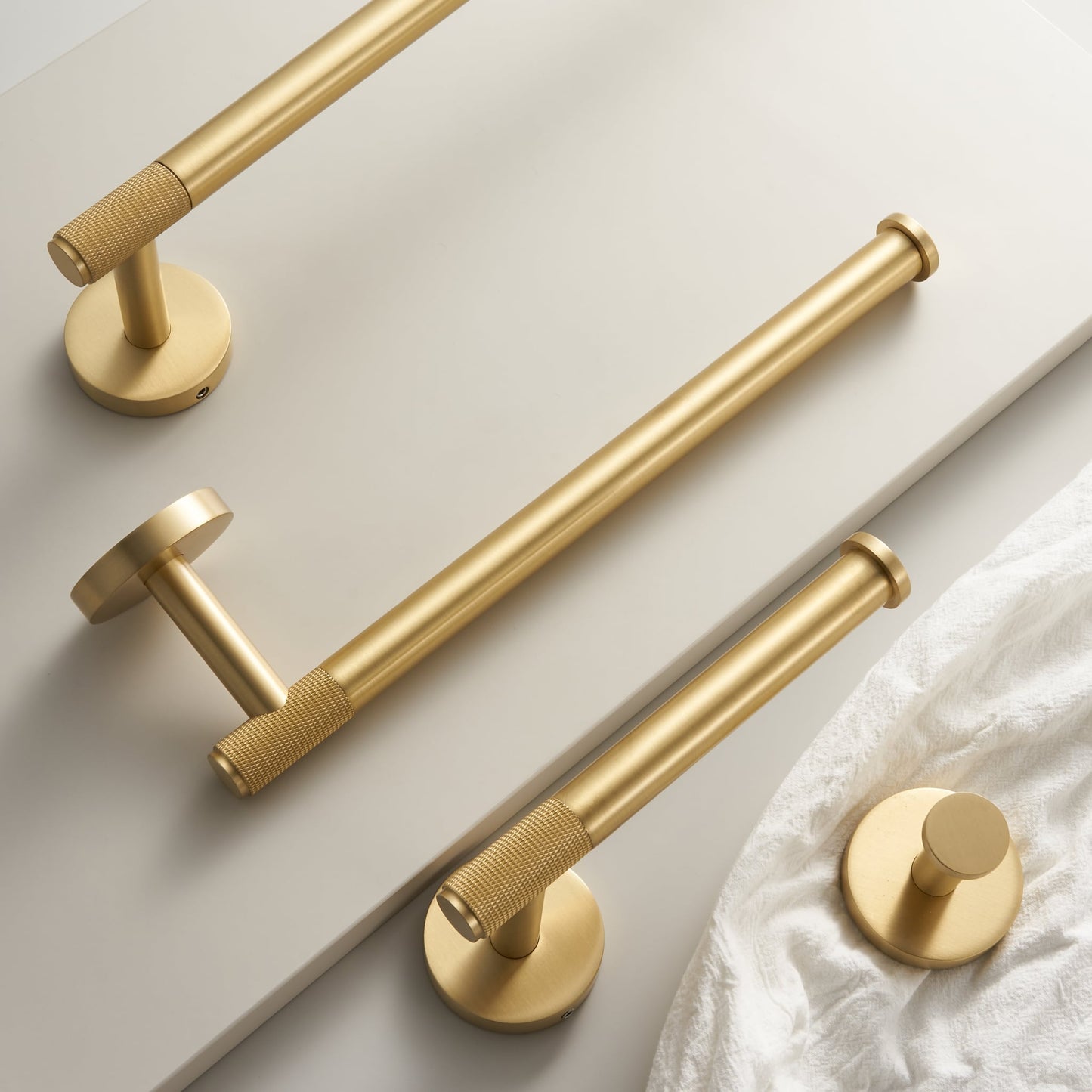 Elegant Messing Toiletpapirholder med Moderne Design