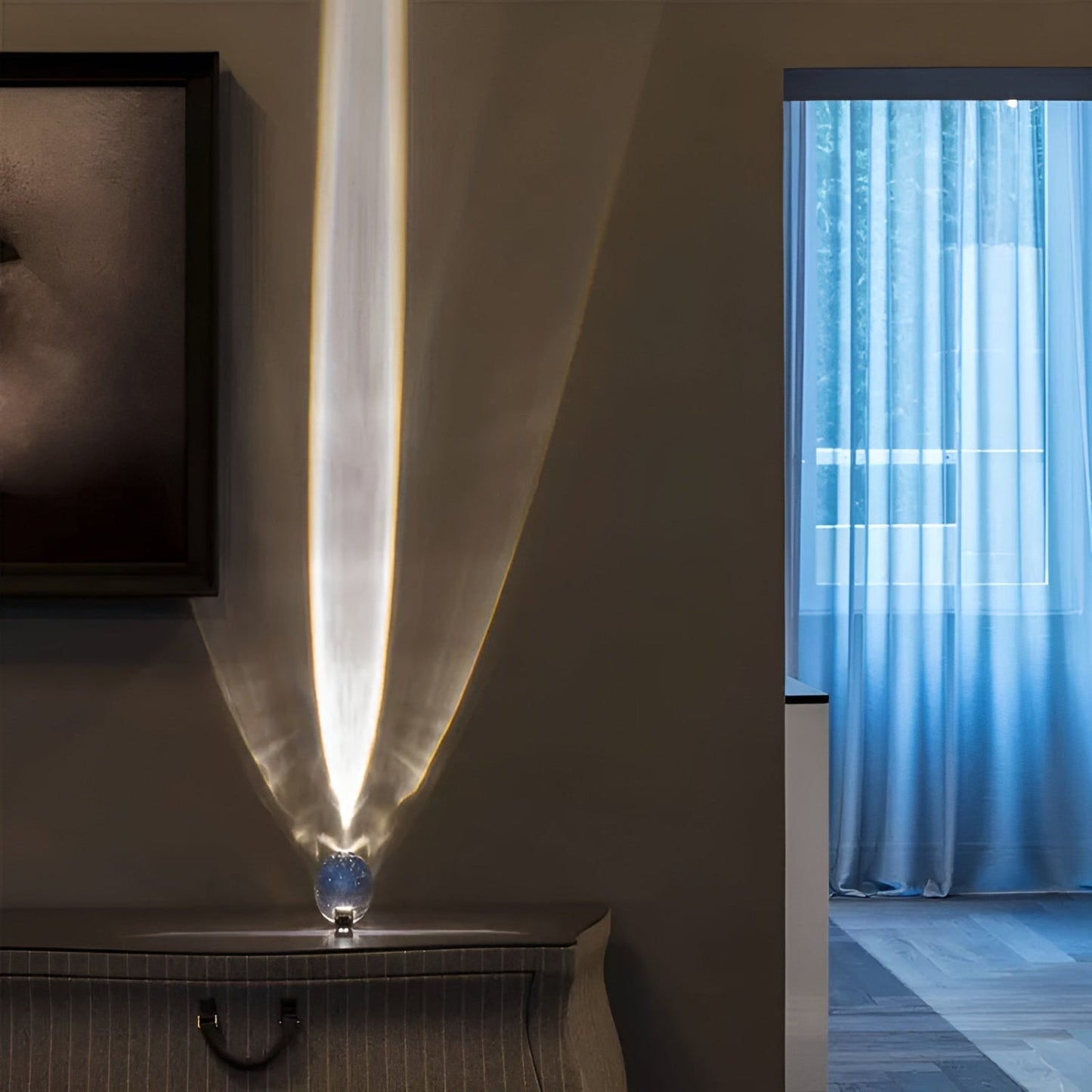 Elegant Krystallampe med Betagende Lysrefleksioner