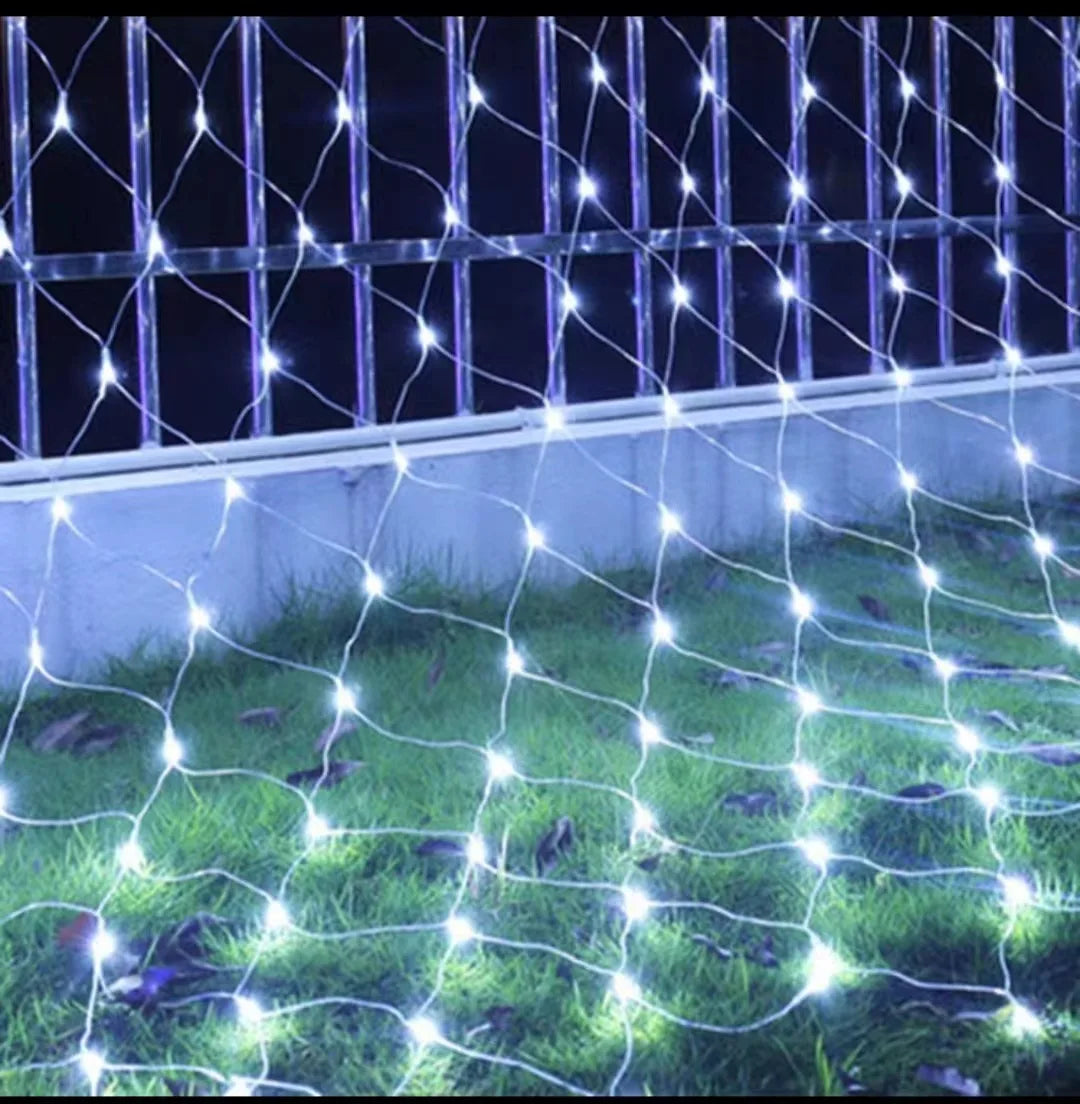 Udendørs LED Lyskæde med 8 Lysmodi – Perfekt til Festlig Hygge