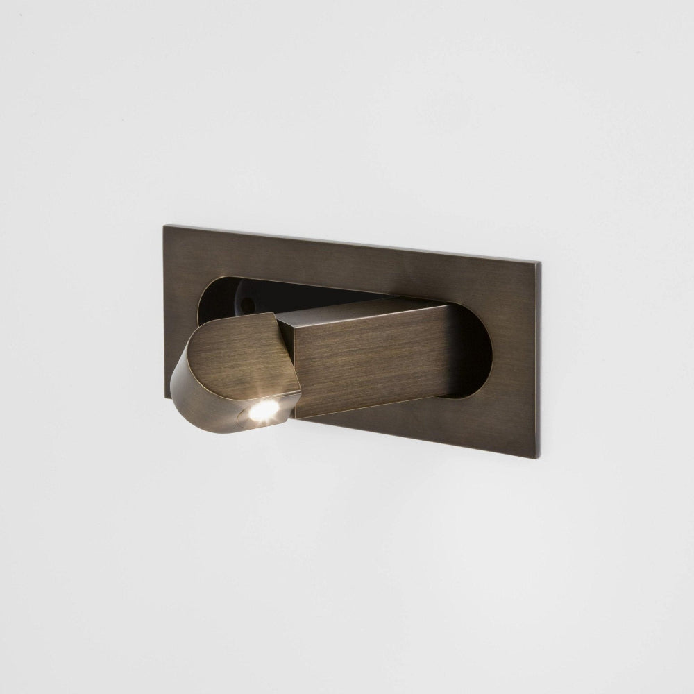 Justerbar LED Sengelampe med Pladsbesparende Design