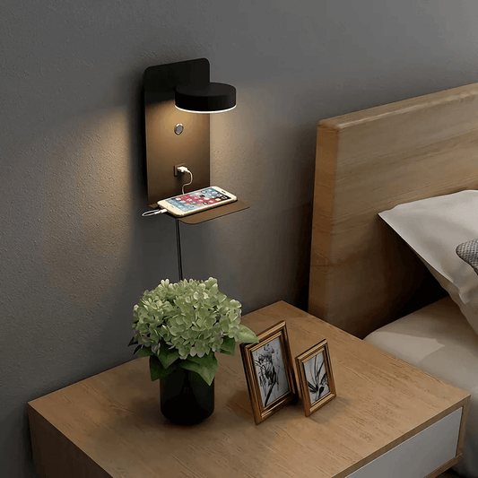 Justerbar LED Væglampe med Hylde og USB Opladning