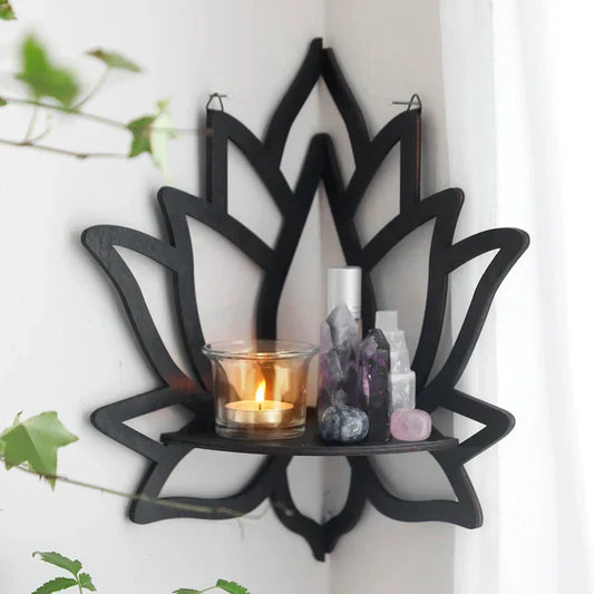 LotusKristal Hjørne – Trædesign med Spirituel Harmoni 23x29 cm