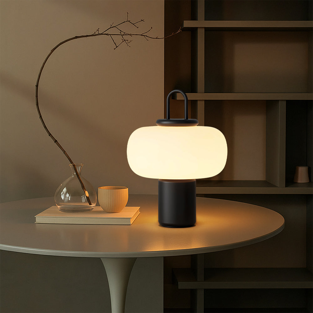 Stilren glasbordlampe med blødt LED-lys til soveværelset