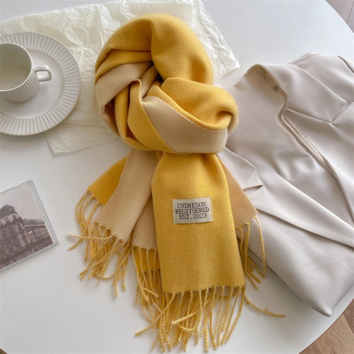 Elegant Pashmina Tørklæde med Dobbelt Design & Kvaster