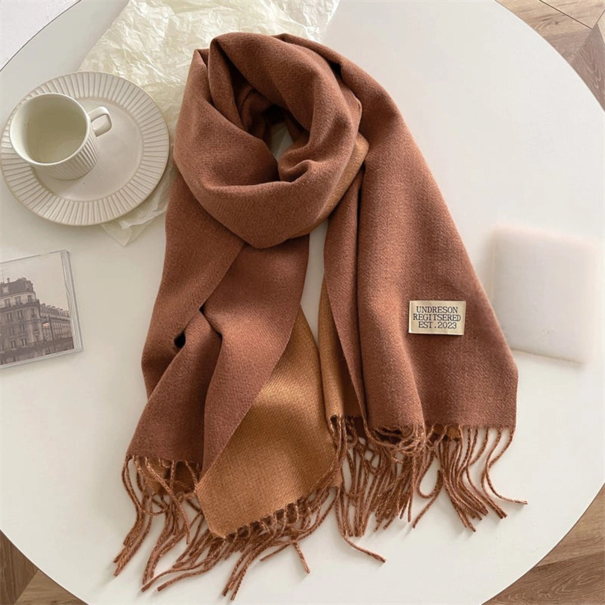 Elegant Pashmina Tørklæde med Dobbelt Design & Kvaster