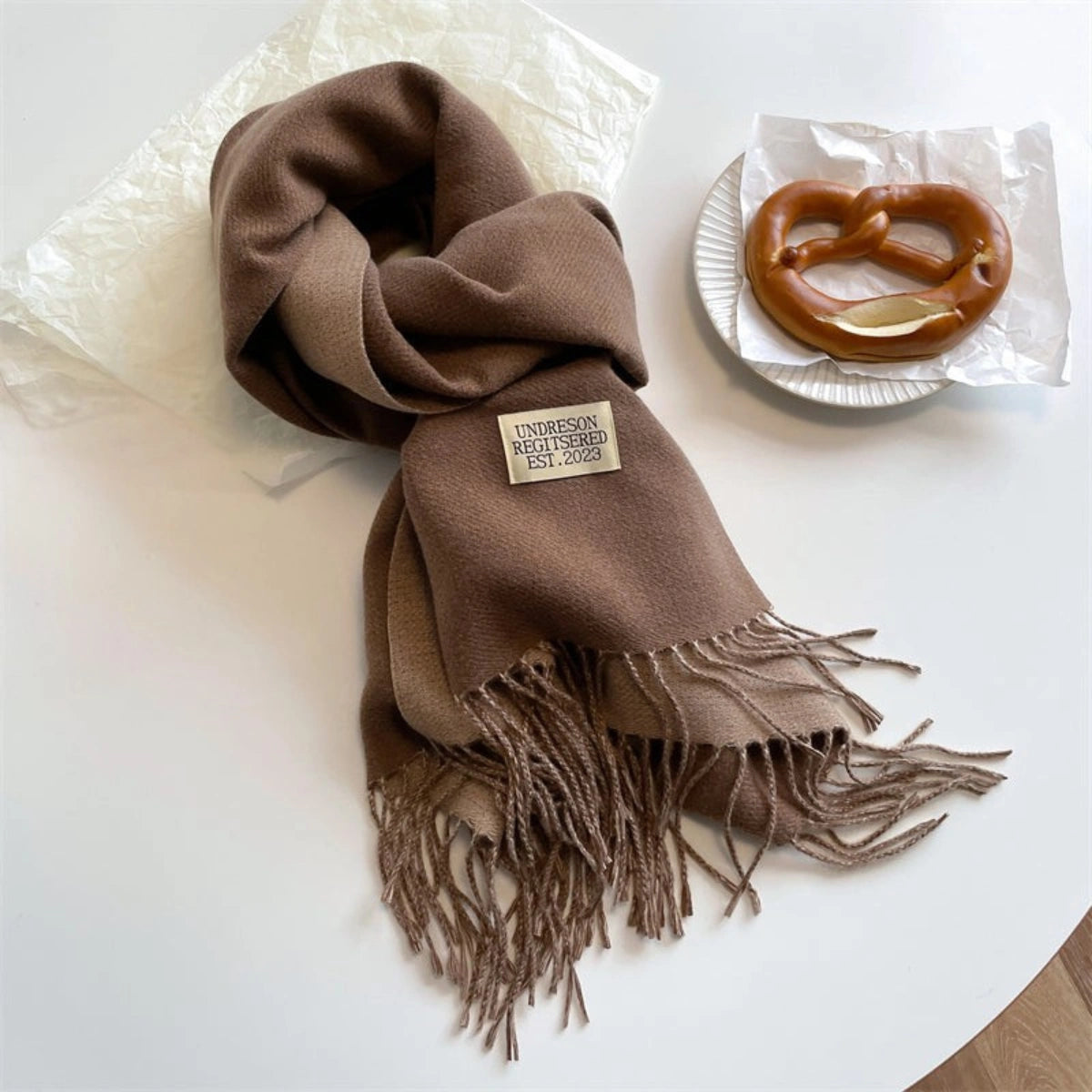 Elegant Pashmina Tørklæde med Dobbelt Design & Kvaster
