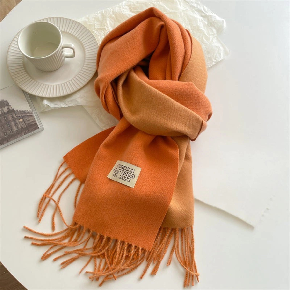 Elegant Pashmina Tørklæde med Dobbelt Design & Kvaster