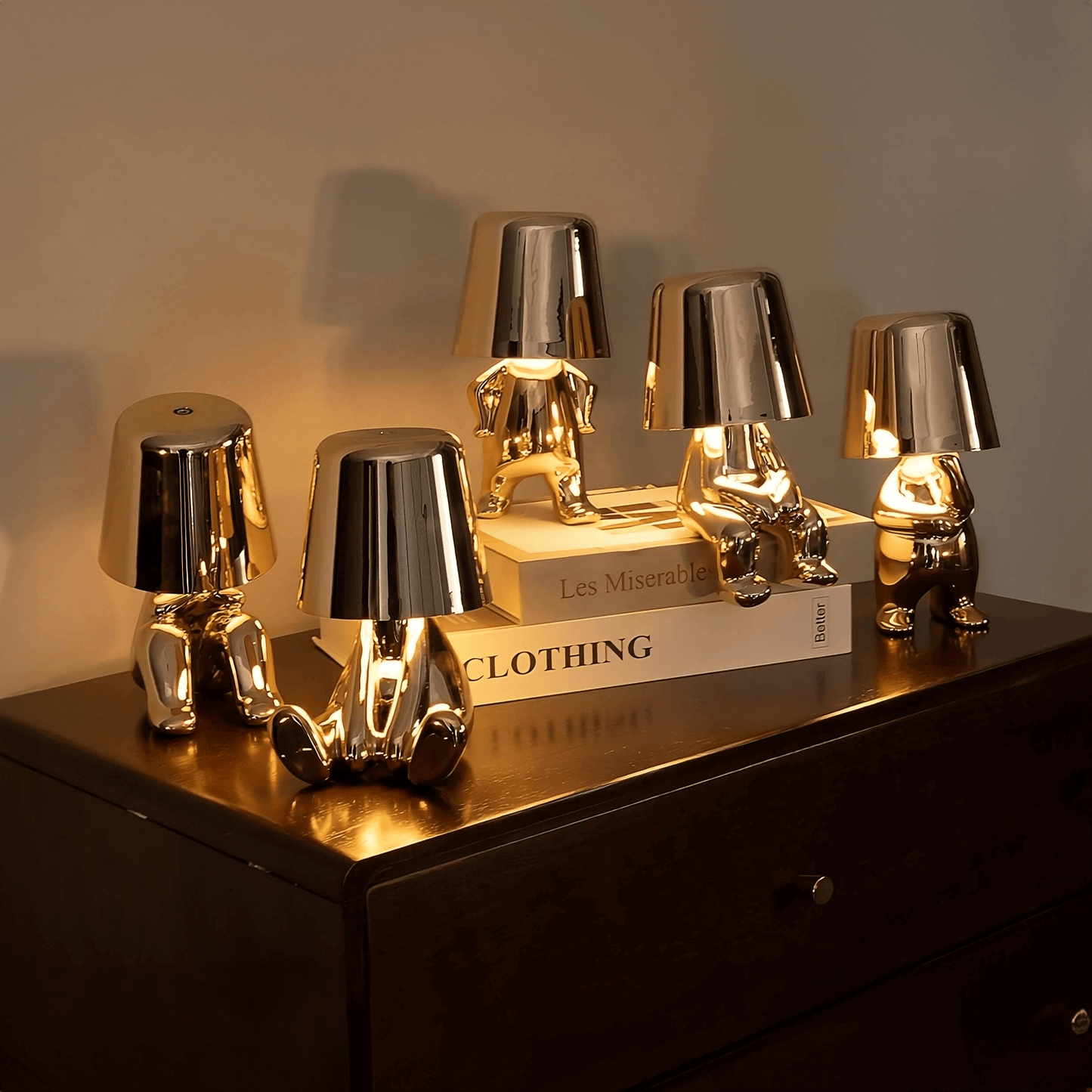 Legende belysning med dimbar funktion og kunstnerisk design