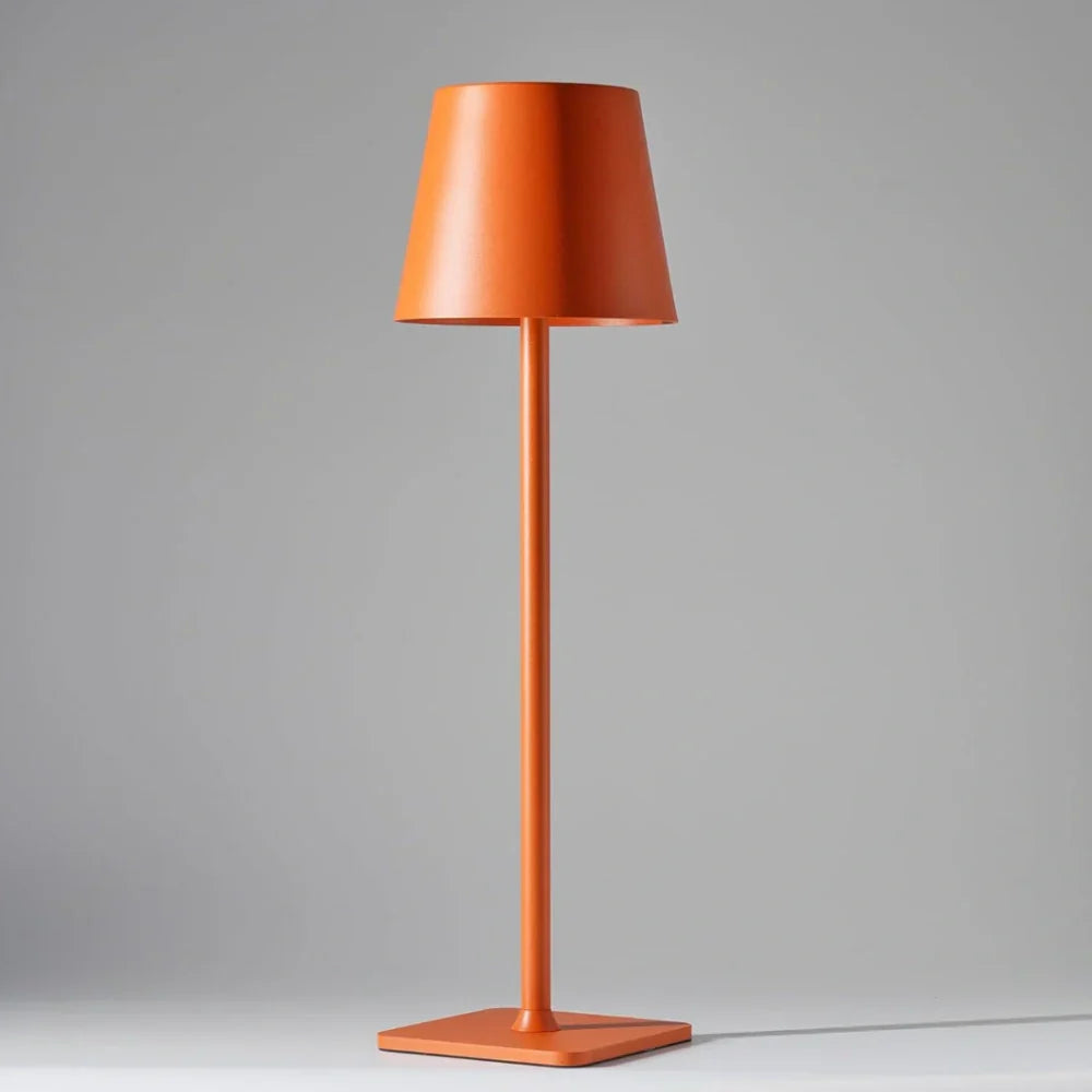 Høj Genopladelig Bordlampe | Trådløs belysning til inde og ude