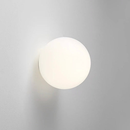 Moderne LED Væglampe i Mattglas – Energi-effektiv belysning