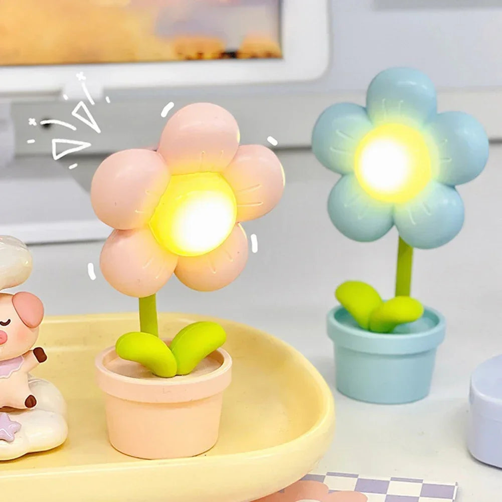Elegant Blomsterformet Bordlampe med Blid LED Belysning